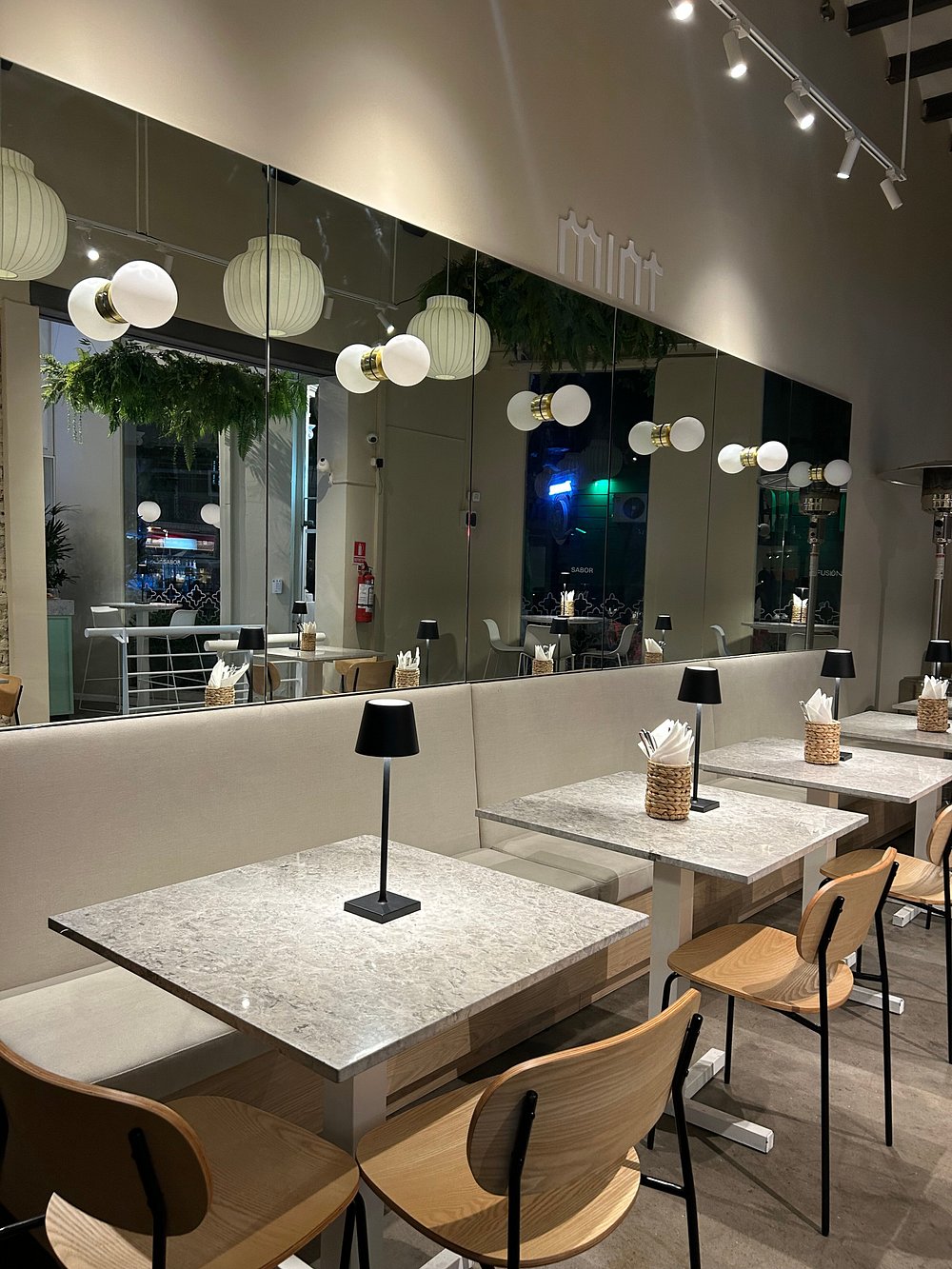 Salón de Mint